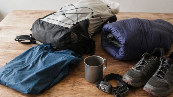 S’équiper pour la randonnée ultra-légère : choix minimaliste sans compromis sur la sécurité