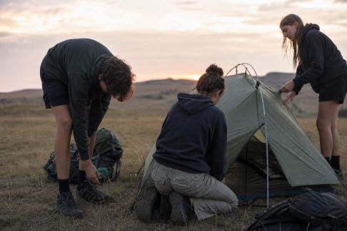 Bivouac avec les ados : conseils pour une aventure pleine de souvenirs